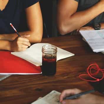 Diploma-in-Business-with-Event-Management-Distance-Learning